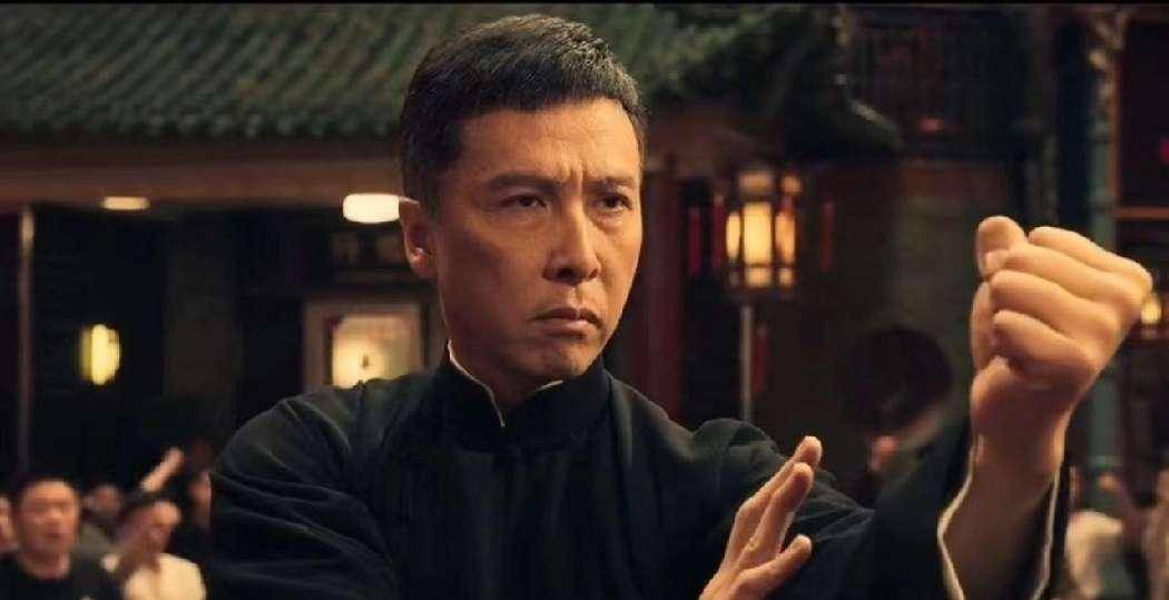 甄子丹花了九个月的时间跟师傅学习咏春拳