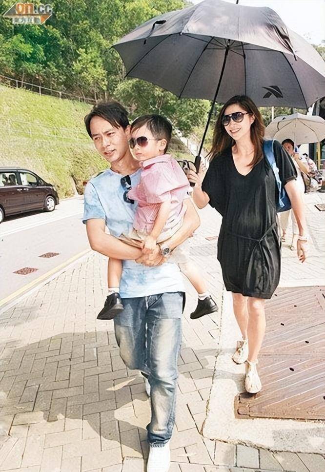 港姐卢淑仪:壮年嫁给李克勤,婚后育有两个幸福的孩子