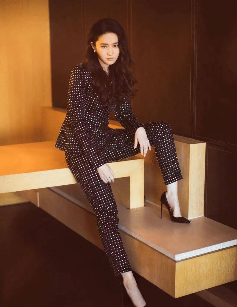 易有料-智能信息流一站式服务平台