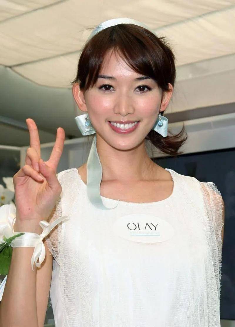 "台第一名模"林志玲:凭火辣身材出名,潇洒多年后嫁给国外人