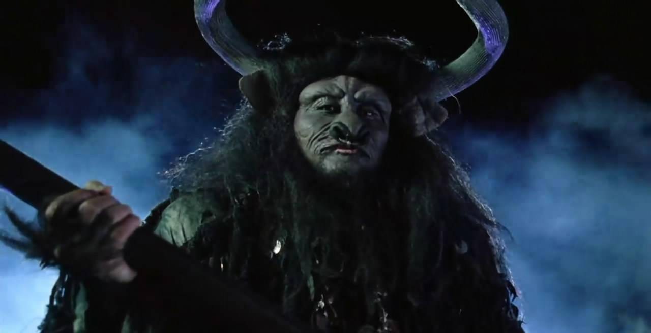 当年,陆树铭因为在饰演完关羽之后,戏路变窄,为了生活,他接了《大话