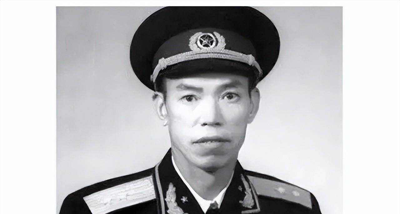 同乡梁兴初,梁必业同年参军,1955同授中将,两人截然不同