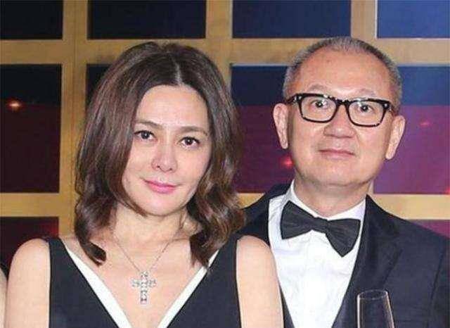 曾做"小三"致人流产,后被闺蜜加入婚姻,且看关之琳传奇的一生