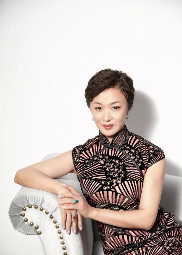 金星:国内首个"变性人",做过丈夫也做过老婆,如今怎样了