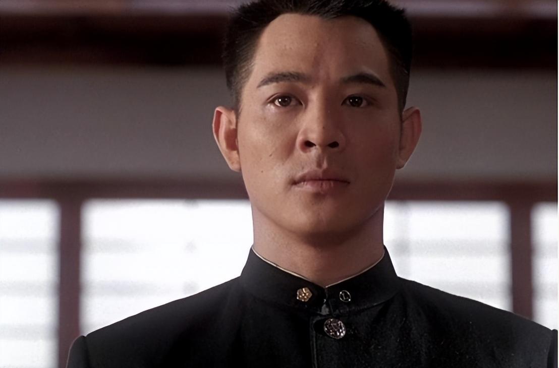 同是李连杰的基因,把前妻和利智女儿一对比,差距就出来了