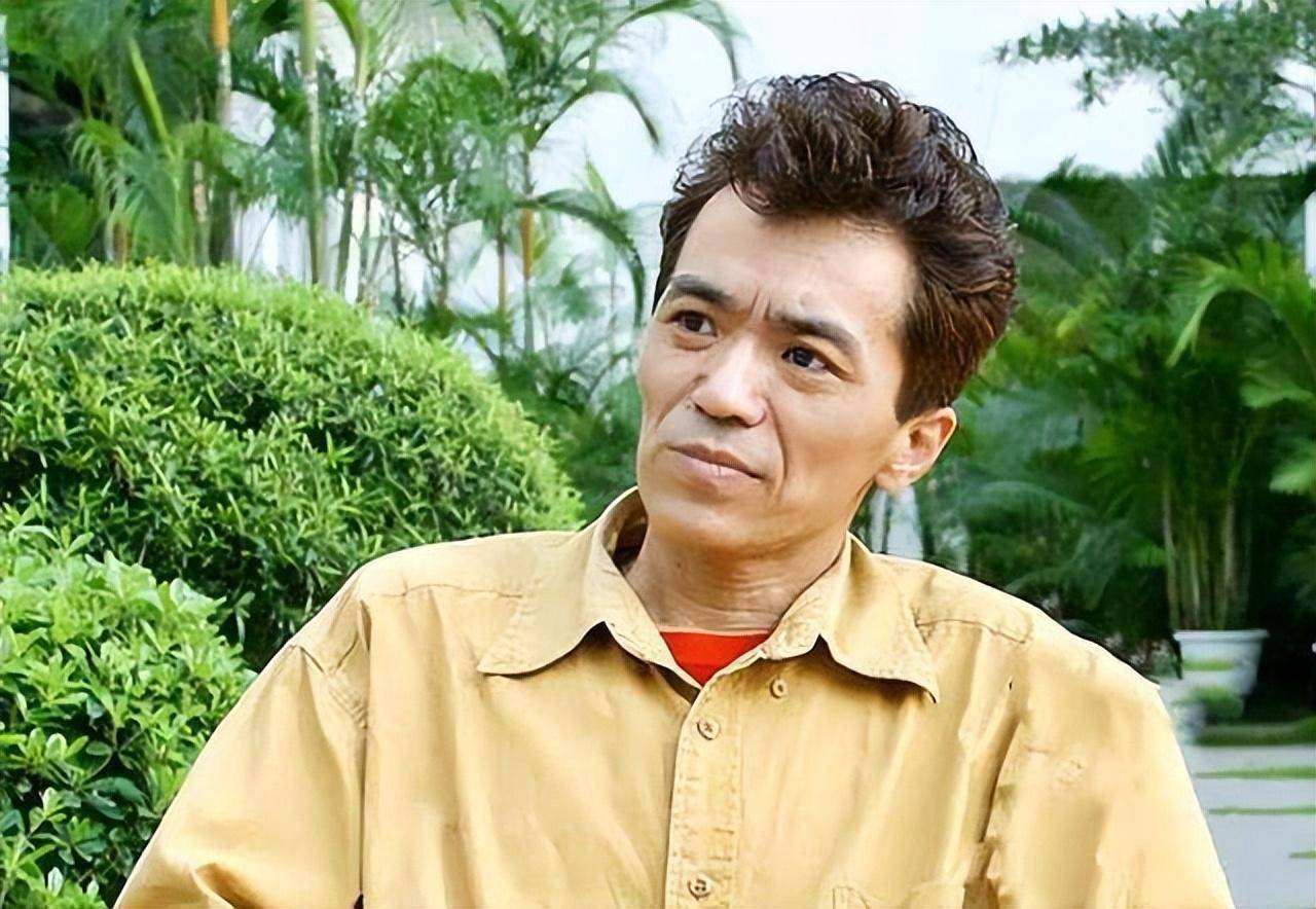 66岁的广州演员潘结,与男子郭昶的夫妻缘已尽,女儿也已经出嫁