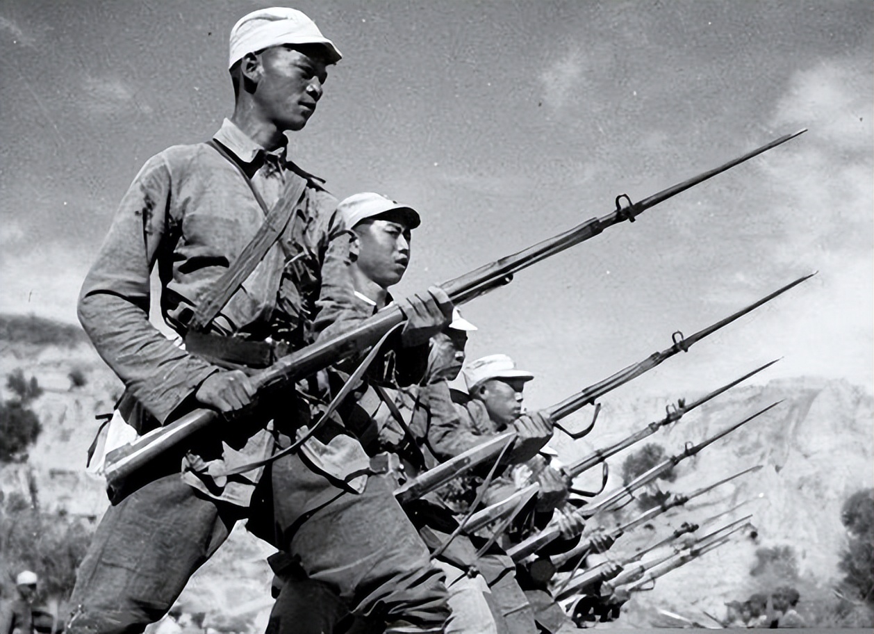 罕见的新四军城市保卫战,街头堆满尸体,牺牲的战士里还有老红军