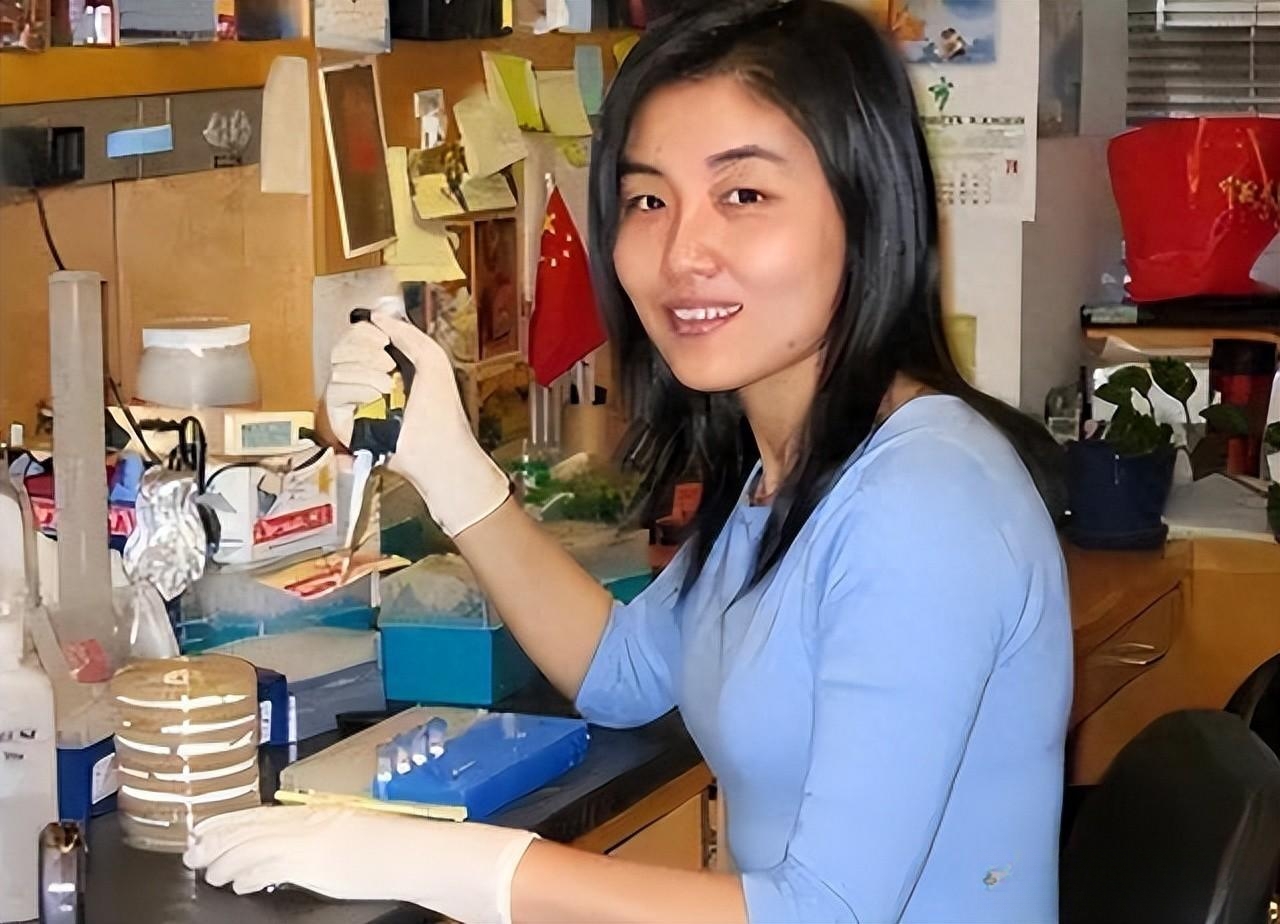 46岁颜宁曾是清华大学最年轻教授 辞去美国教职 当选中国科学院院士