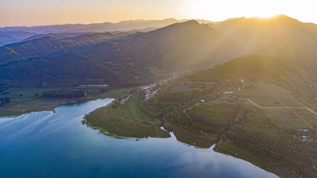 洛宁故县西子湖