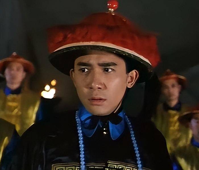 就像故事的情节一样,梁朝伟从耍花招开始,潜心打磨自己的演技,然后