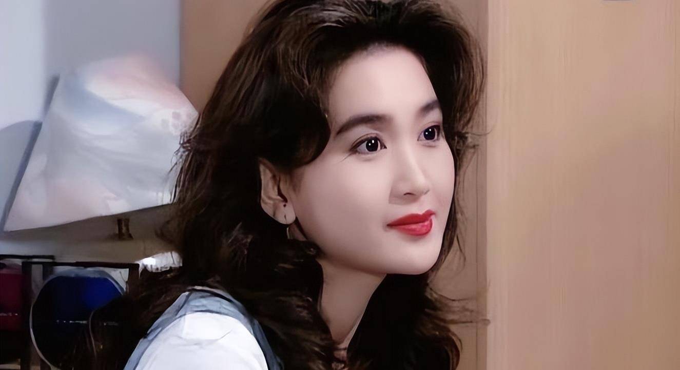 5位拍过"风月片"的女港星,千娇百媚的背后,命运各不相同