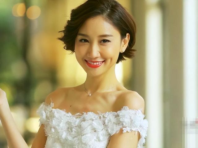 陈彦妃,当红之时嫁人生一娃,陷入低谷,她却用努力换来千万粉丝