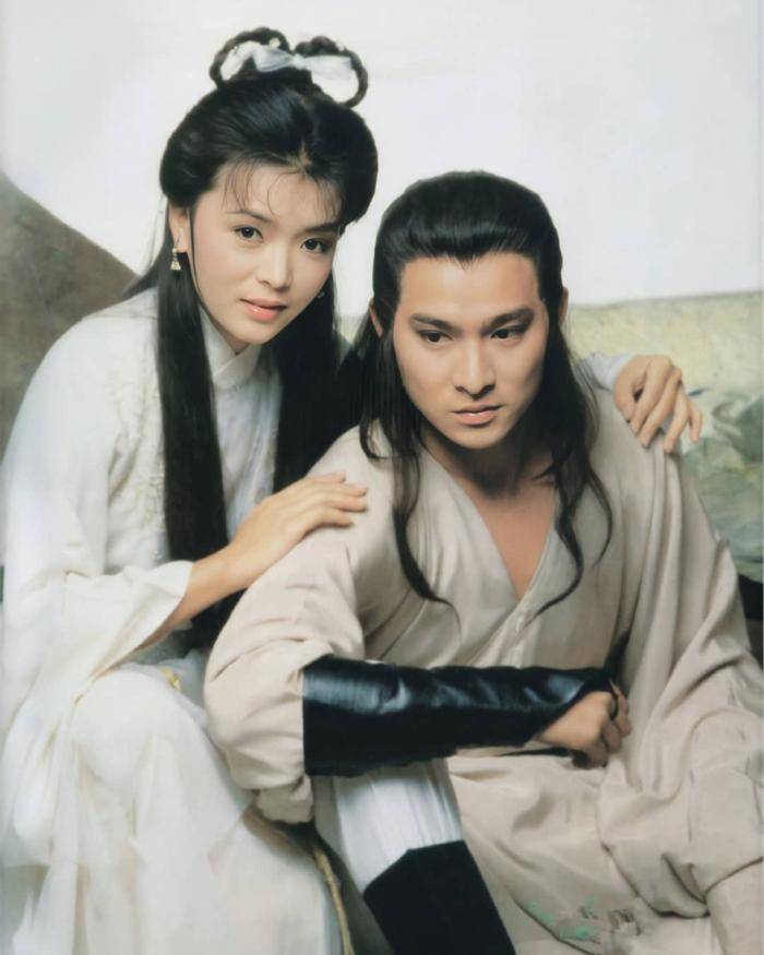 凭借这部剧,刘德华成功在电影圈崭露头角,而两年后的《神雕侠侣》更是