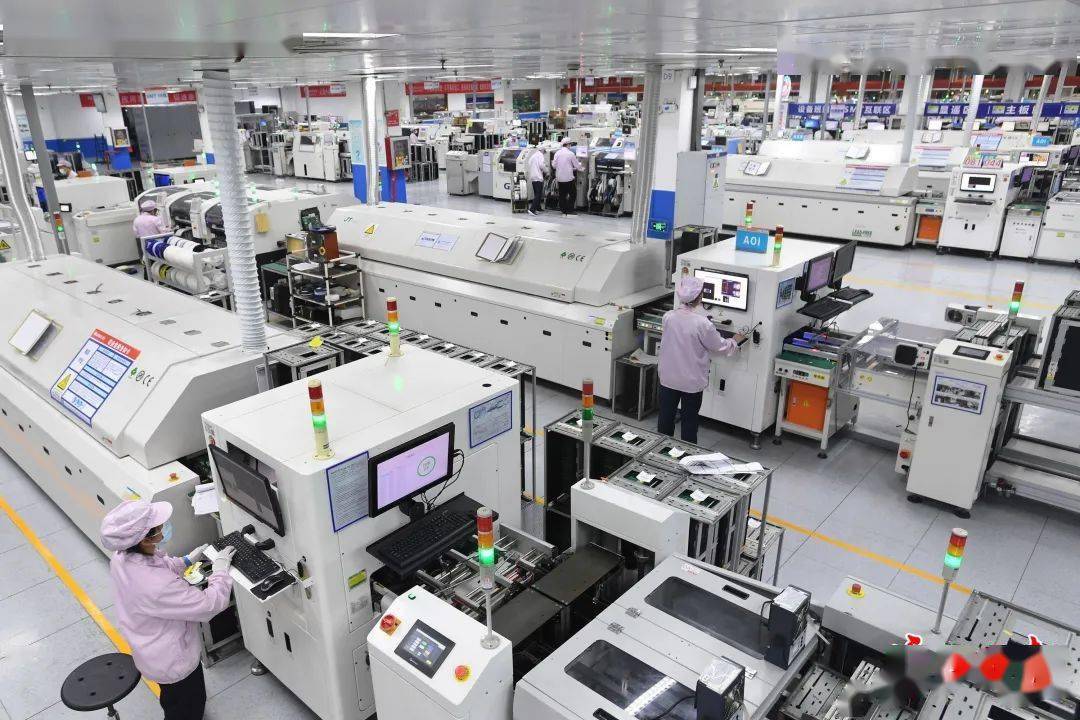 70岁董明珠:普通人最大困难是背上太多房贷,欢迎35岁员工来格力