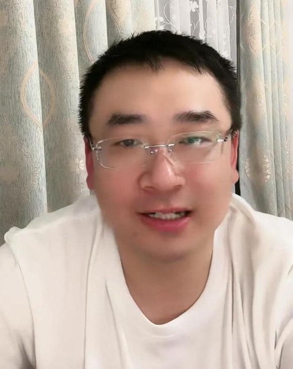 云昊报平安确认柴桑安全,保护母亲的举动,是郭威田静该学的榜样