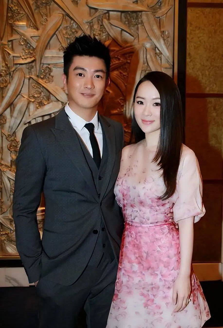 在镜头前和镜头后,霍思燕始终用她的方式定义着什么是适合自己的时尚.