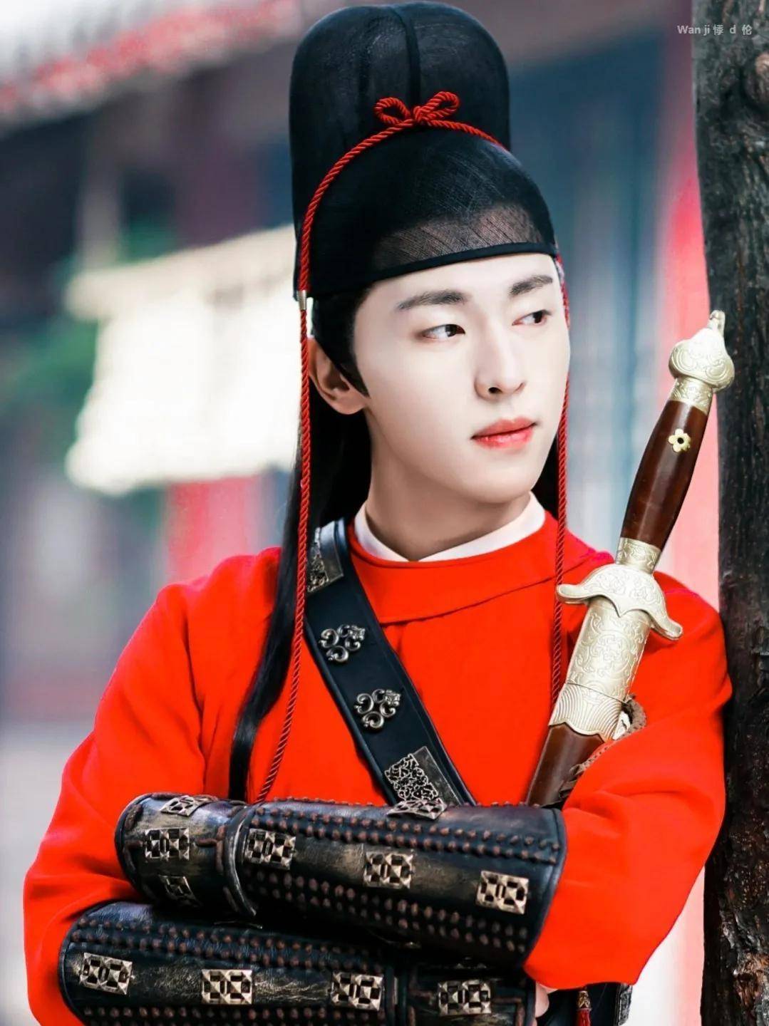 盘点红衣古装最好看的几位明星,肖战成毅惊艳,杨洋邓伦公子无双