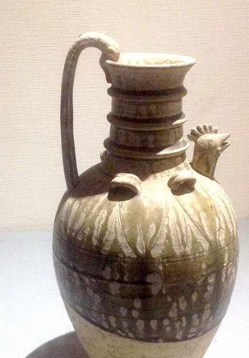 中国早期青磁花瓶　南北朝時代