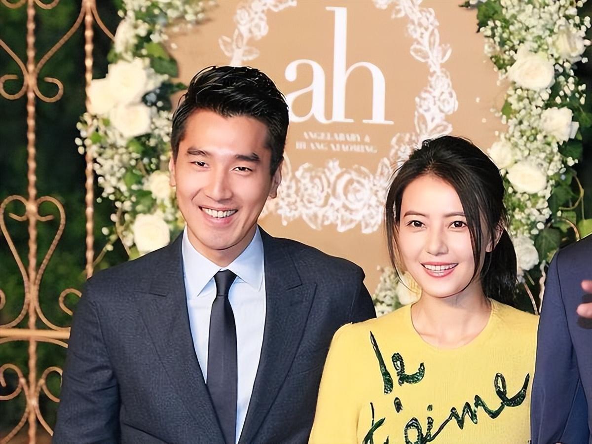 记者致电赵又廷经纪人,对方否认高圆圆怀二胎