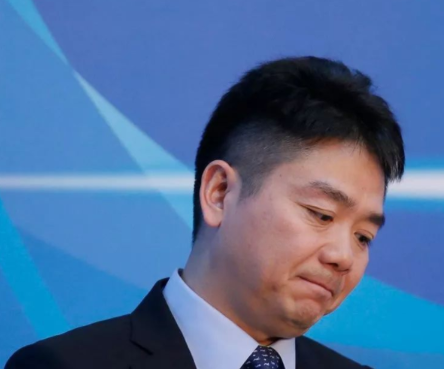 刘强东:把章泽天的女儿宠成公主,前任生的儿子却是他一生的痛