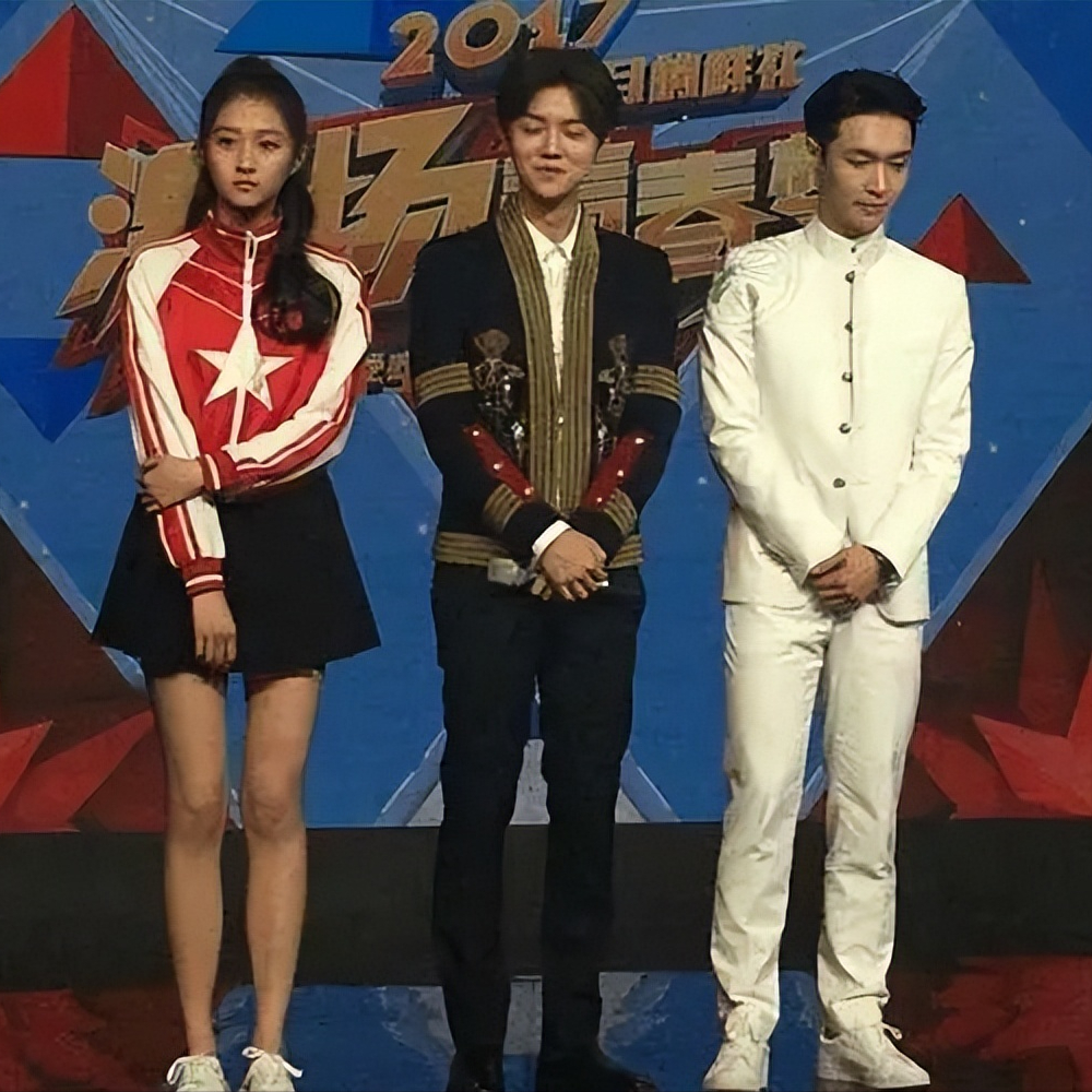 长得英俊帅气,却输在"个子矮"上,这6位男星身高太不懂事了!