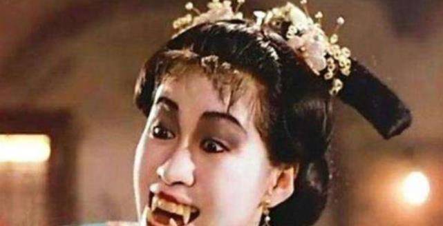 原创林正英的"御用女僵尸",卸妆之后堪比整容,今年过六旬时尚犹存