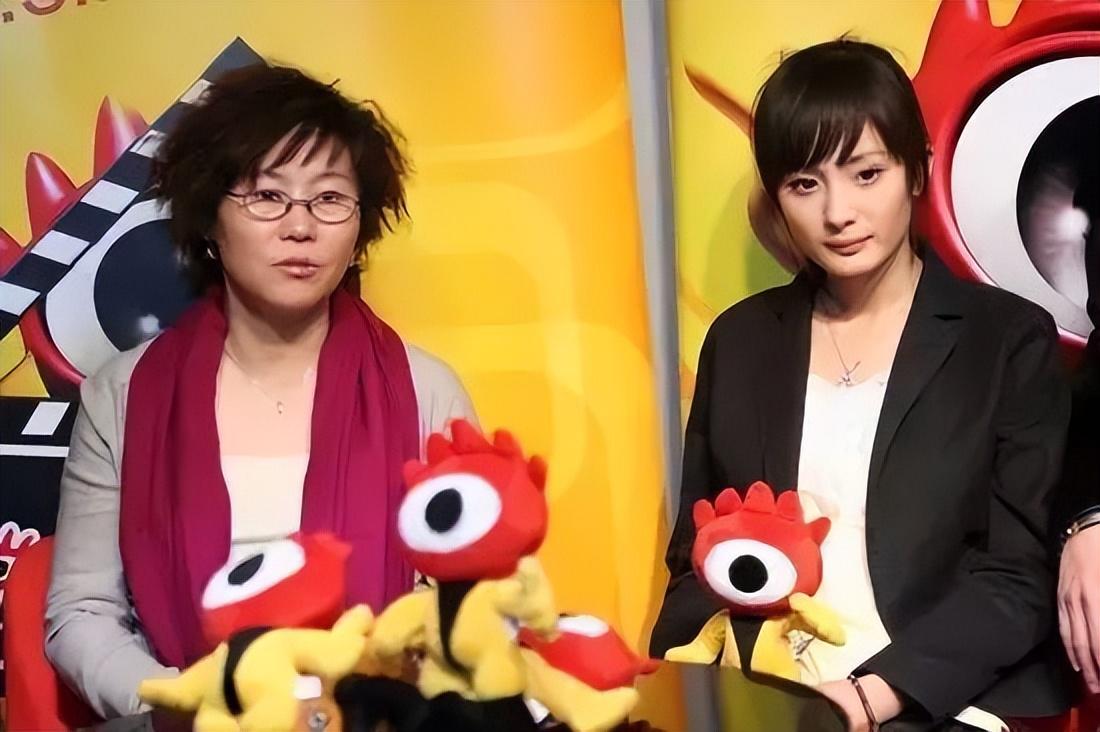 辛辛苦苦做"奶妈",一朝算计遭背弃,杨幂出走的内幕,太恶心了