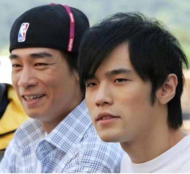 终结任贤齐,让陈小春重回巅峰,周杰伦打脸华晨宇:第一该怎么变