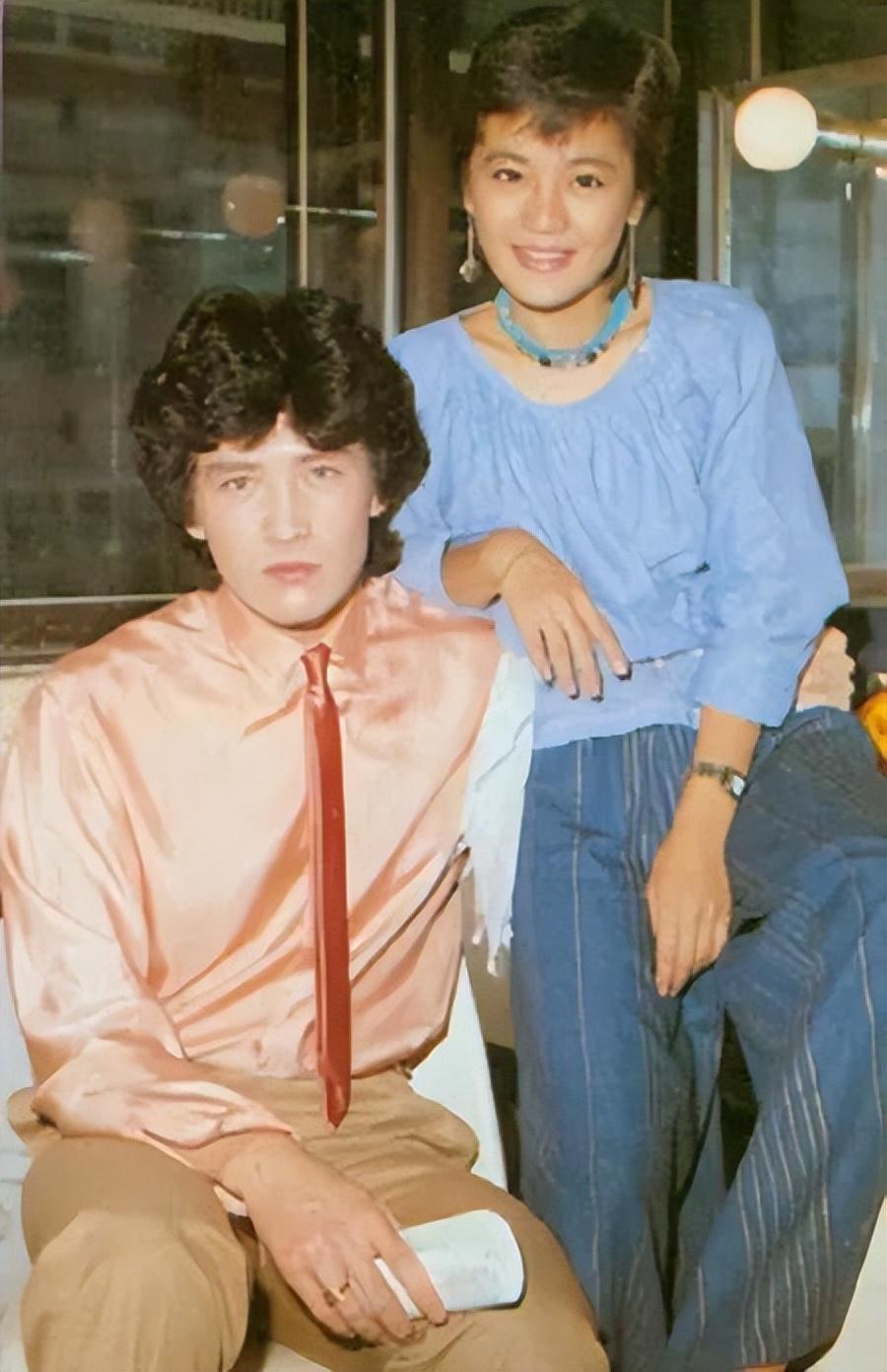 可就在毕丽娜再次怀孕的时候,这个美满的家庭却不再如往日般美好了.