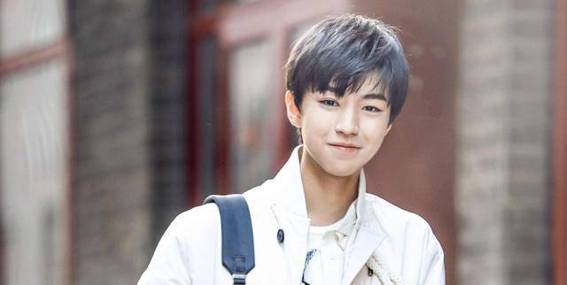 六个王俊凯中,有一个千玺,不是tfboys的真爱粉还真找不出来