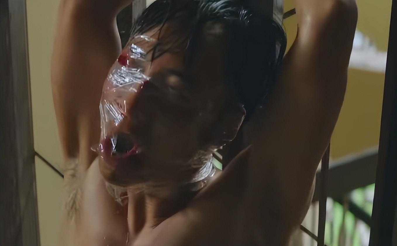 《孤注一掷》2天票房破2亿,打了多少资方的脸,宁浩又赌对了。