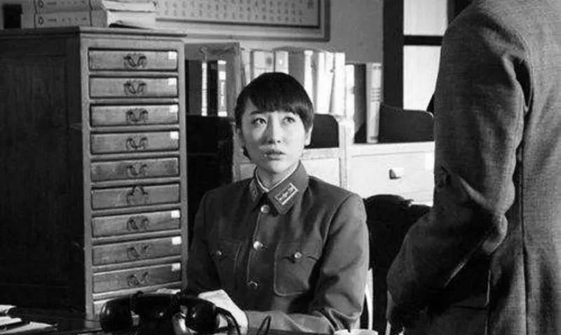 75年,上将叶飞在浙江调研,刚下车就对省委书记说:帮我找郑少仪