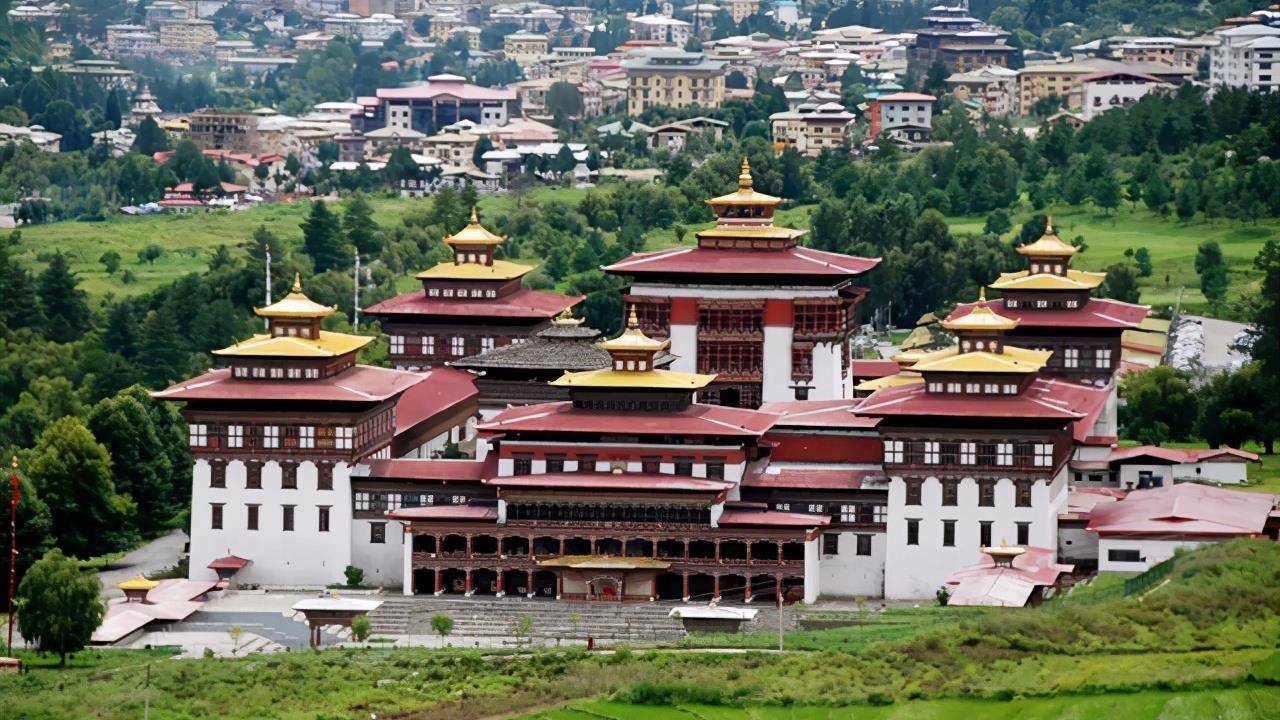戳破幸福国家不丹的美梦,一个被印度捏在手心里的傀儡国家