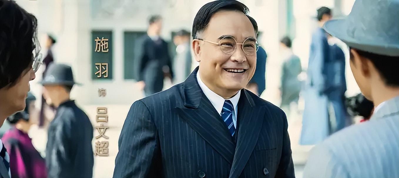 就当是为了父亲,施羽便暂时性地将心思都放在了羽毛球方面