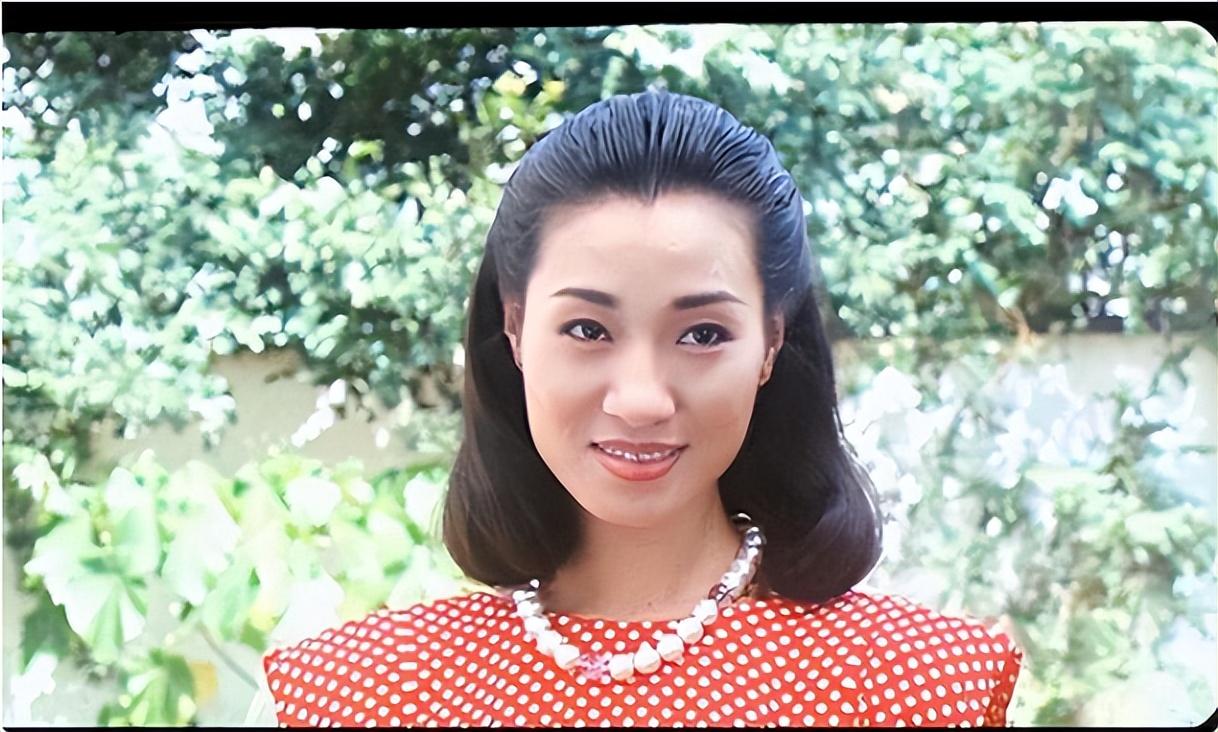 那么,"一代鬼后"王小凤如今怎么样了?