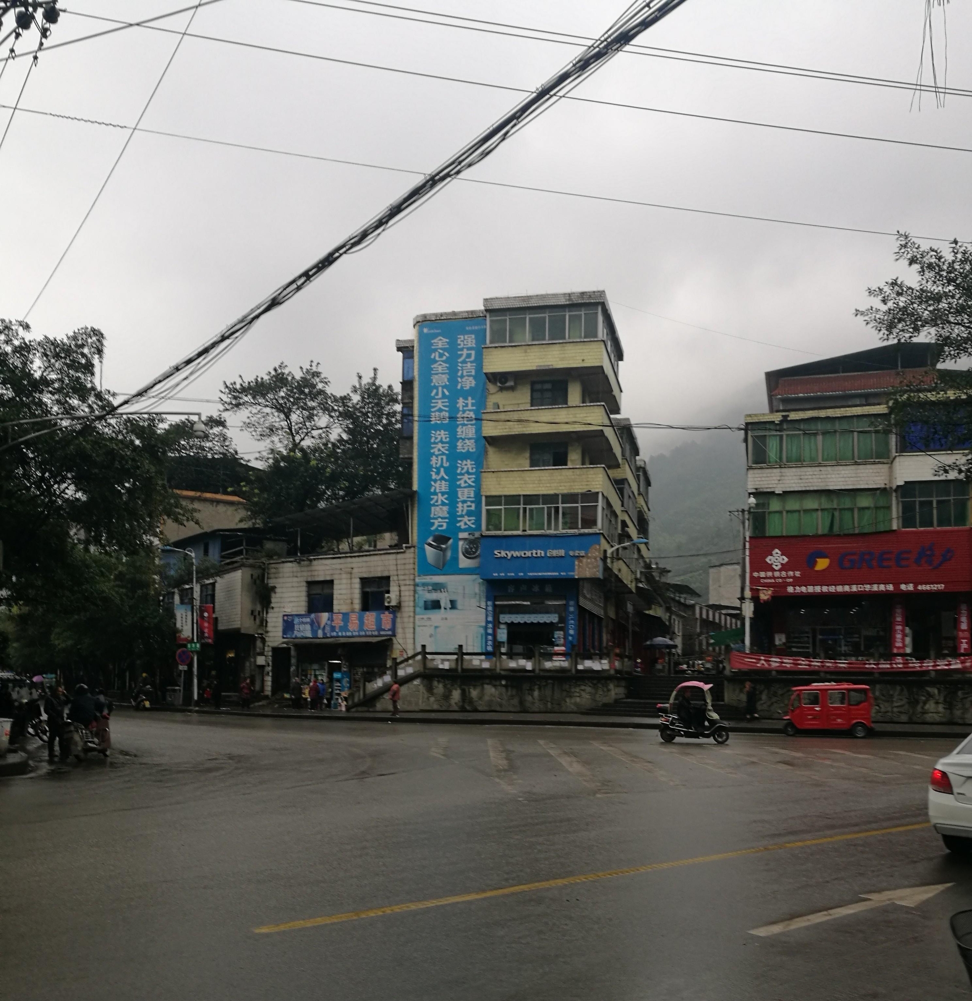 四川华蓥市与重庆市合川,渝北接壤的溪口镇,"小香港"为何没落