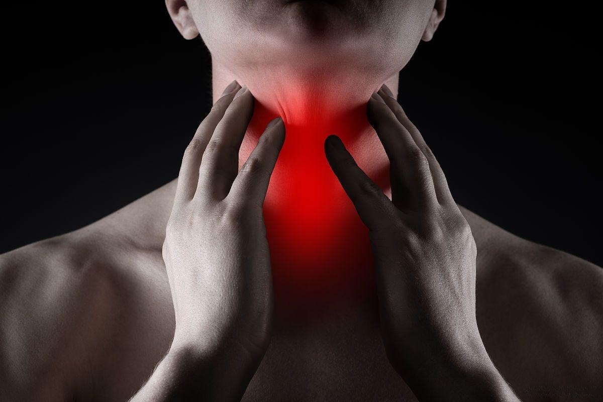 喉咙总感觉有东西到底咋回事？