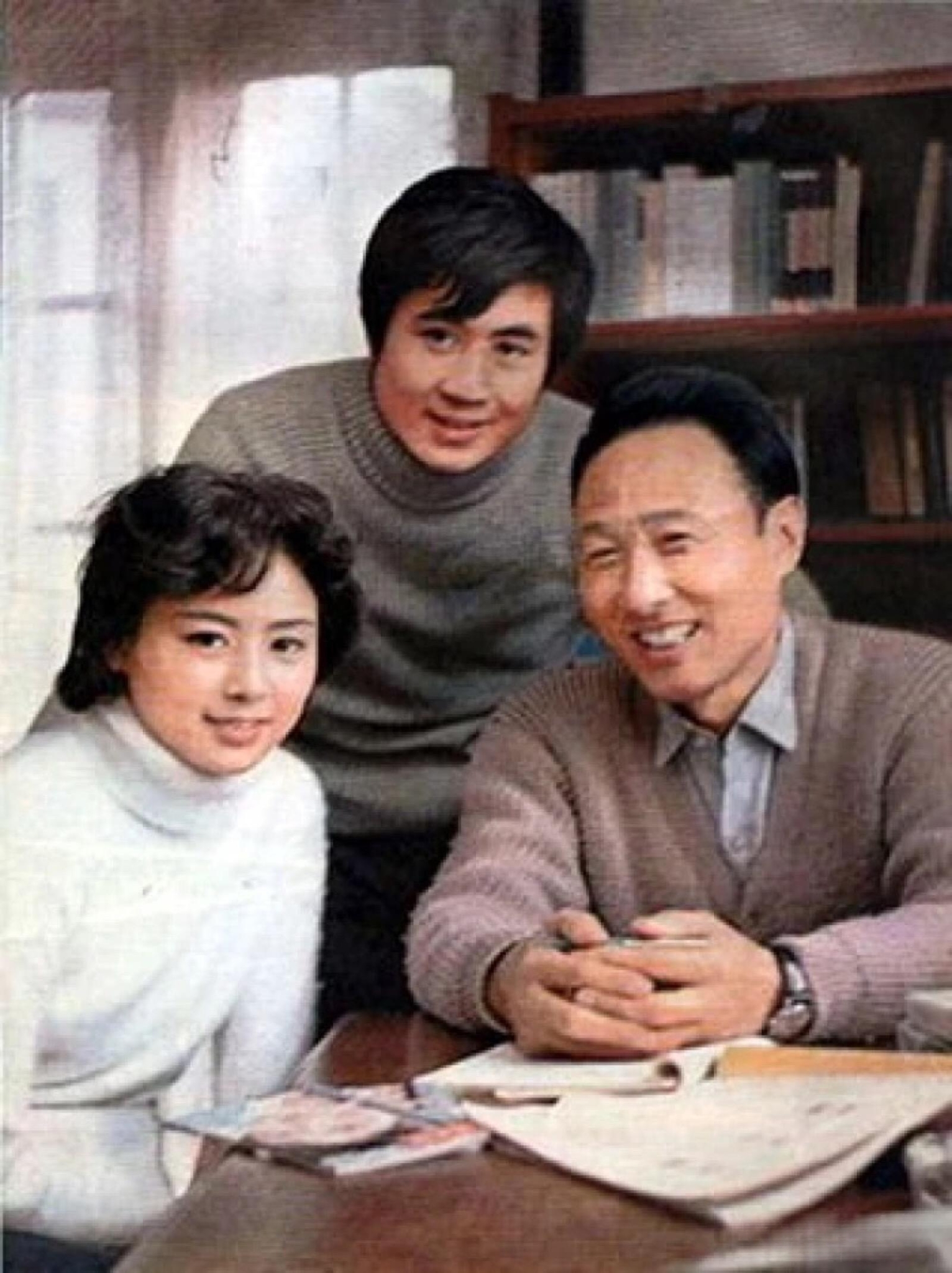 演员张瑜:这辈子太可怜,66岁没有婚姻也无子女,上亿遗产咋办呢