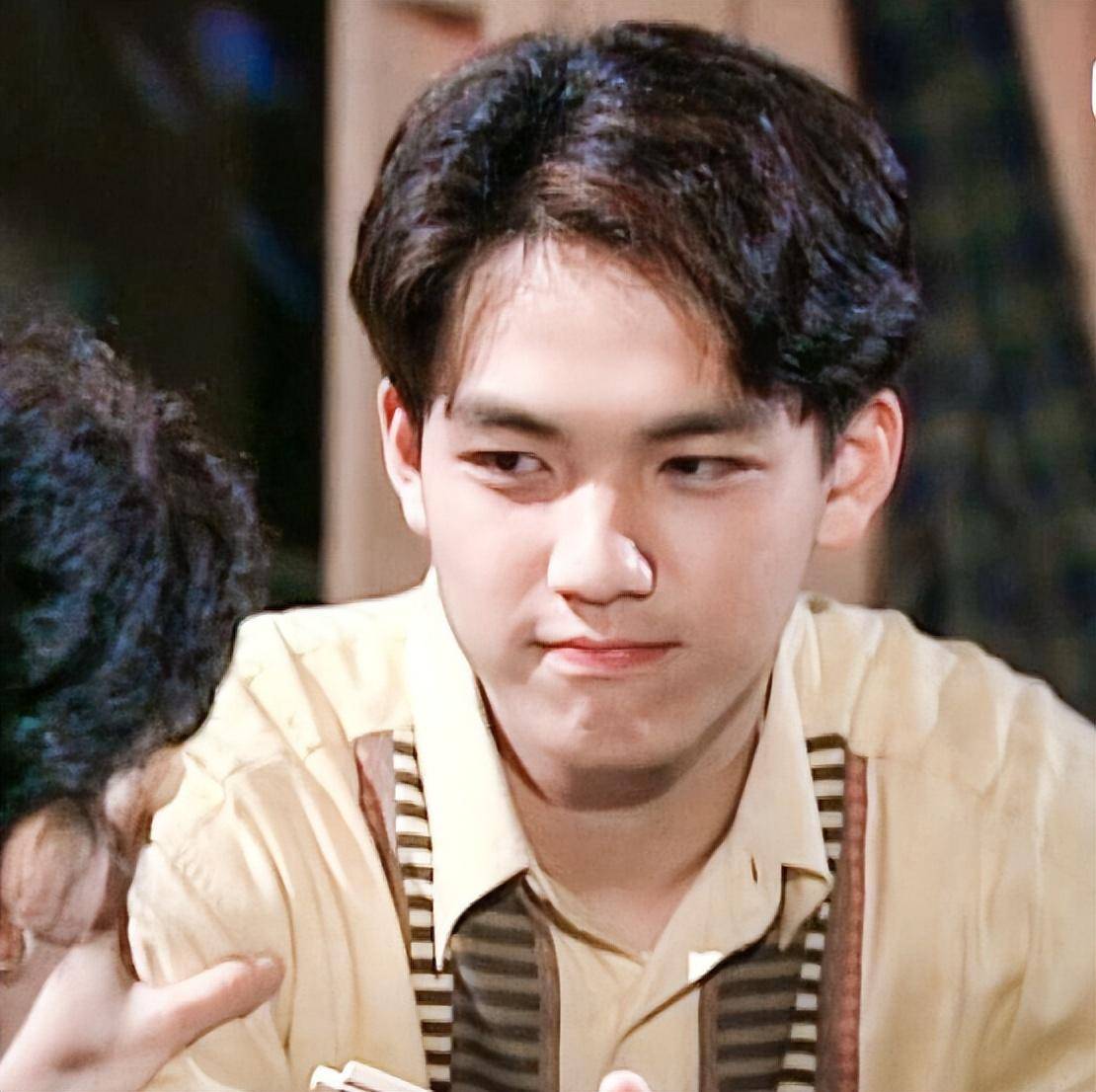 因杨颖"身价暴跌",隐婚生子还装单身,49岁的钟汉良冤不冤?