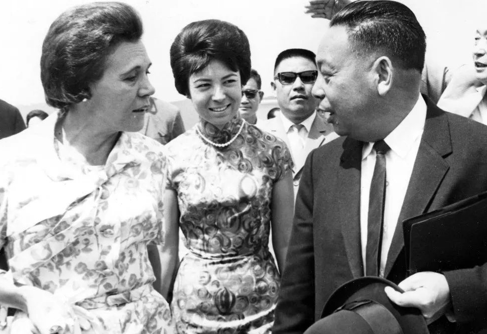 1988年蒋经国去世,银行存款被公开,账户余额让蒋孝勇大吃一惊