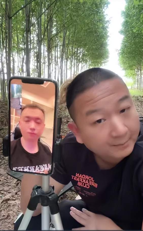 虎牙功夫嘉年华药水哥giao哥激情互喷,今年到底谁能更胜一筹?