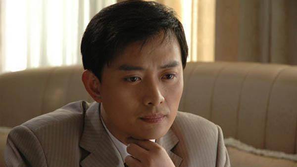 于和伟越老越火,为啥黄海冰年纪大了就过气了?我告诉你真相