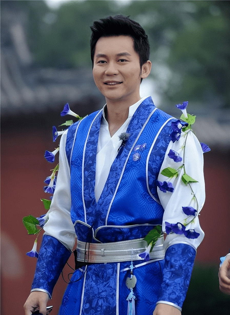 这一次,44岁的李晨,不再被世界宽容