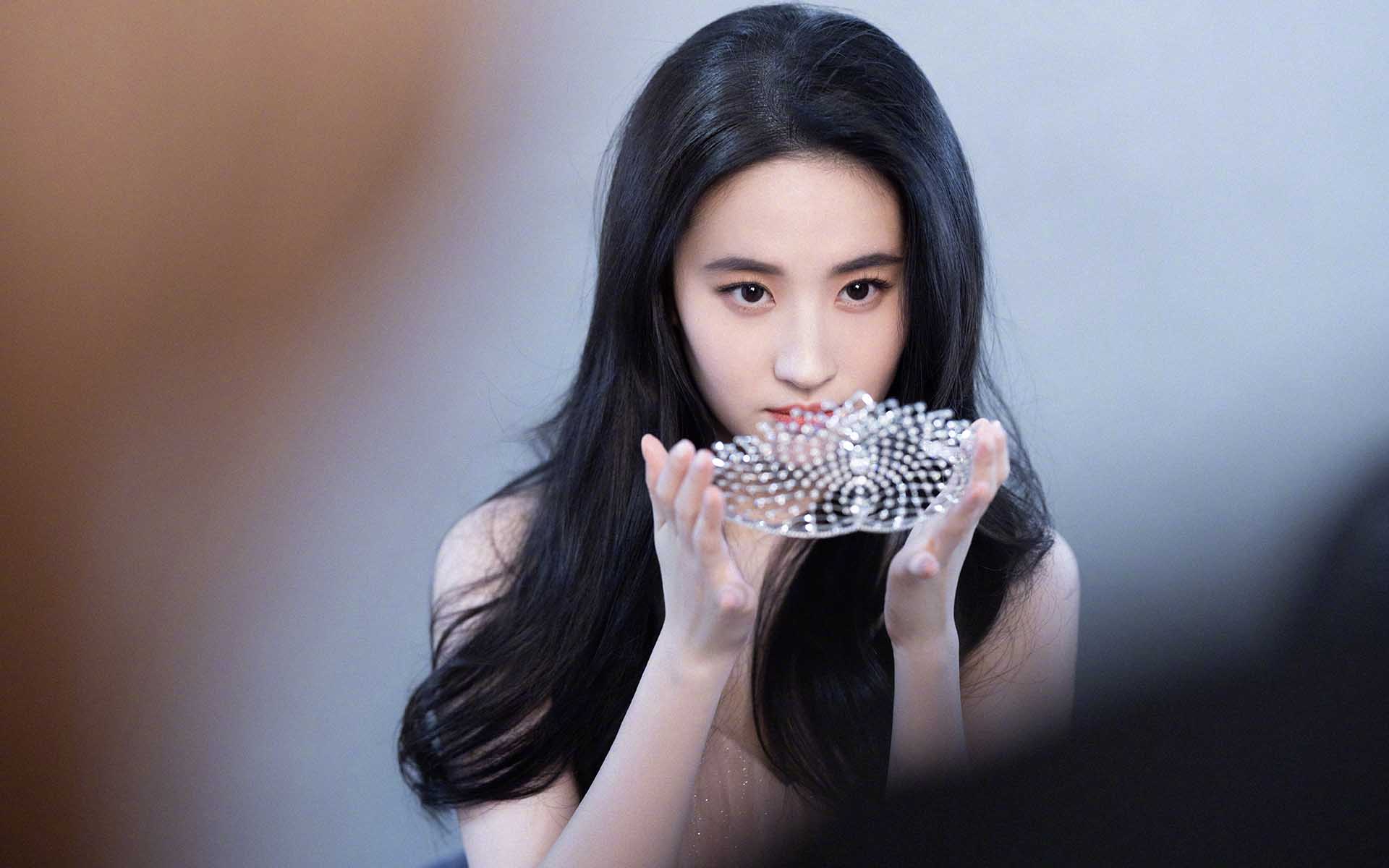 易有料-智能信息流一站式服务平台