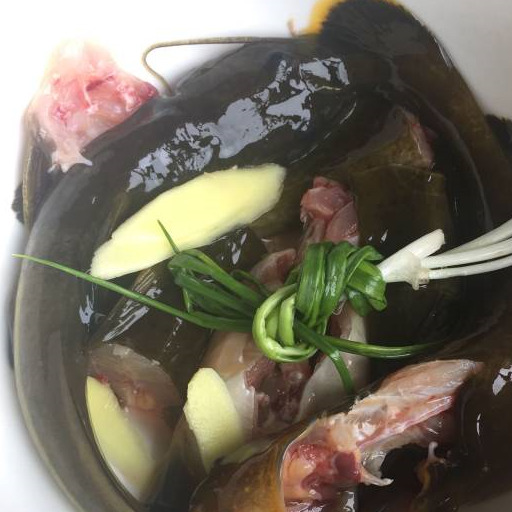 酸辣黄骨鱼,肉质鲜嫩多汁,拌米饭最香了