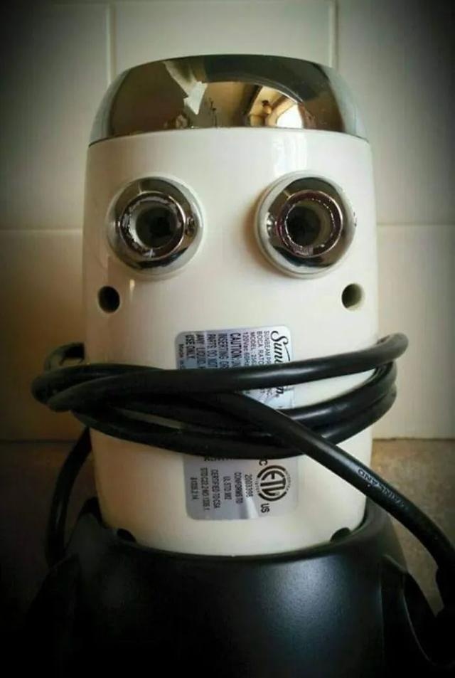 今日份快乐源泉,这些物品中藏着“人脸”,让人看了忍不住想笑