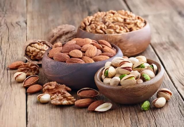 take stock of the "23 foods" that dogs must never eat.