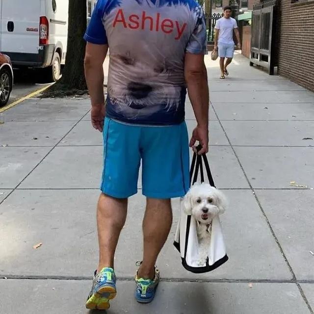 no one can beat the new yorker when it comes to dog bags