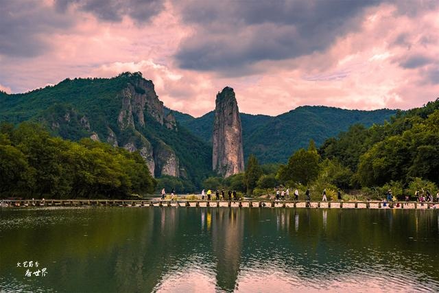 中国神话故事中的10大美景,个个自带仙气儿,去过5个赛过活神仙