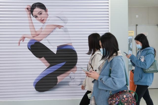 “她需求”的进化:从特卖节的“女王”爆款,到公司附近的两居室